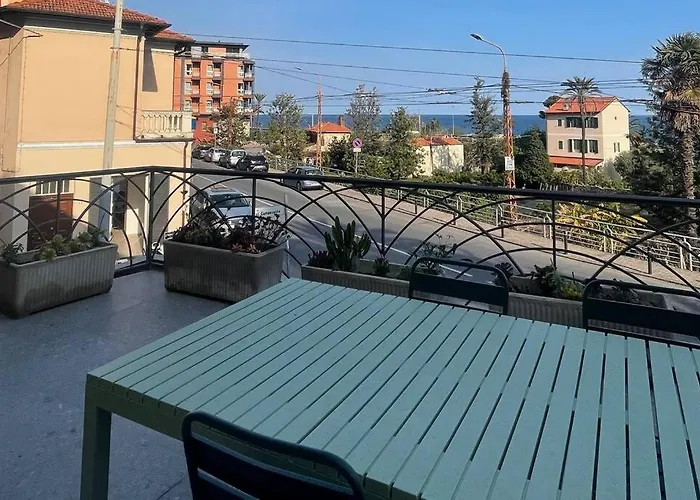 Casa Visconti, Bordighera, Vista Mare * Bordighera